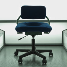 画像をギャラリービューアに読み込む, 国鉄運転席 レプリカ