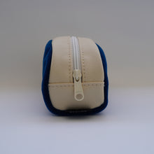 画像をギャラリービューアに読み込む, マルチケース 青モケット(クリーム)